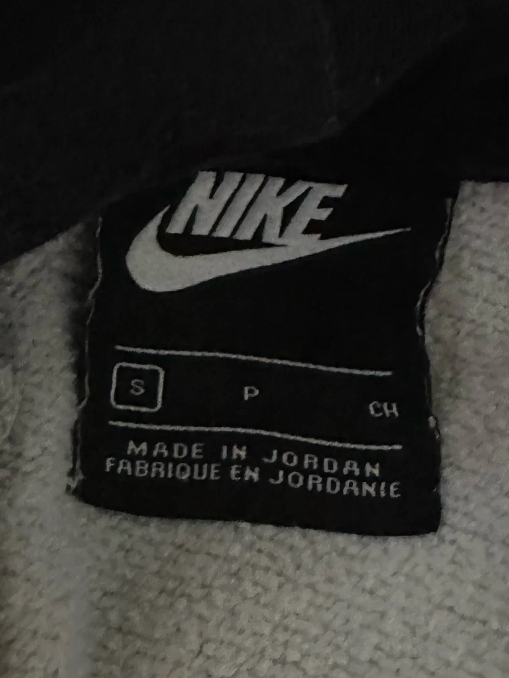 Nike Air Boy’s Hoodie and Joggers set - Black, gray, Neon Yellow - Picture 3 of 7